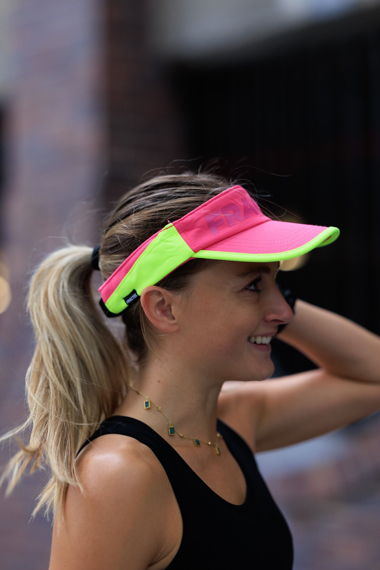 Running visor 2024 womens uk